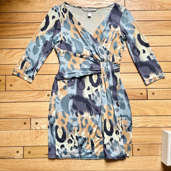Diane Von Furstenberg Dresses & Skirts - Sz 4 🌀 DVF Diane von Furstenberg Silk Wrap Dress